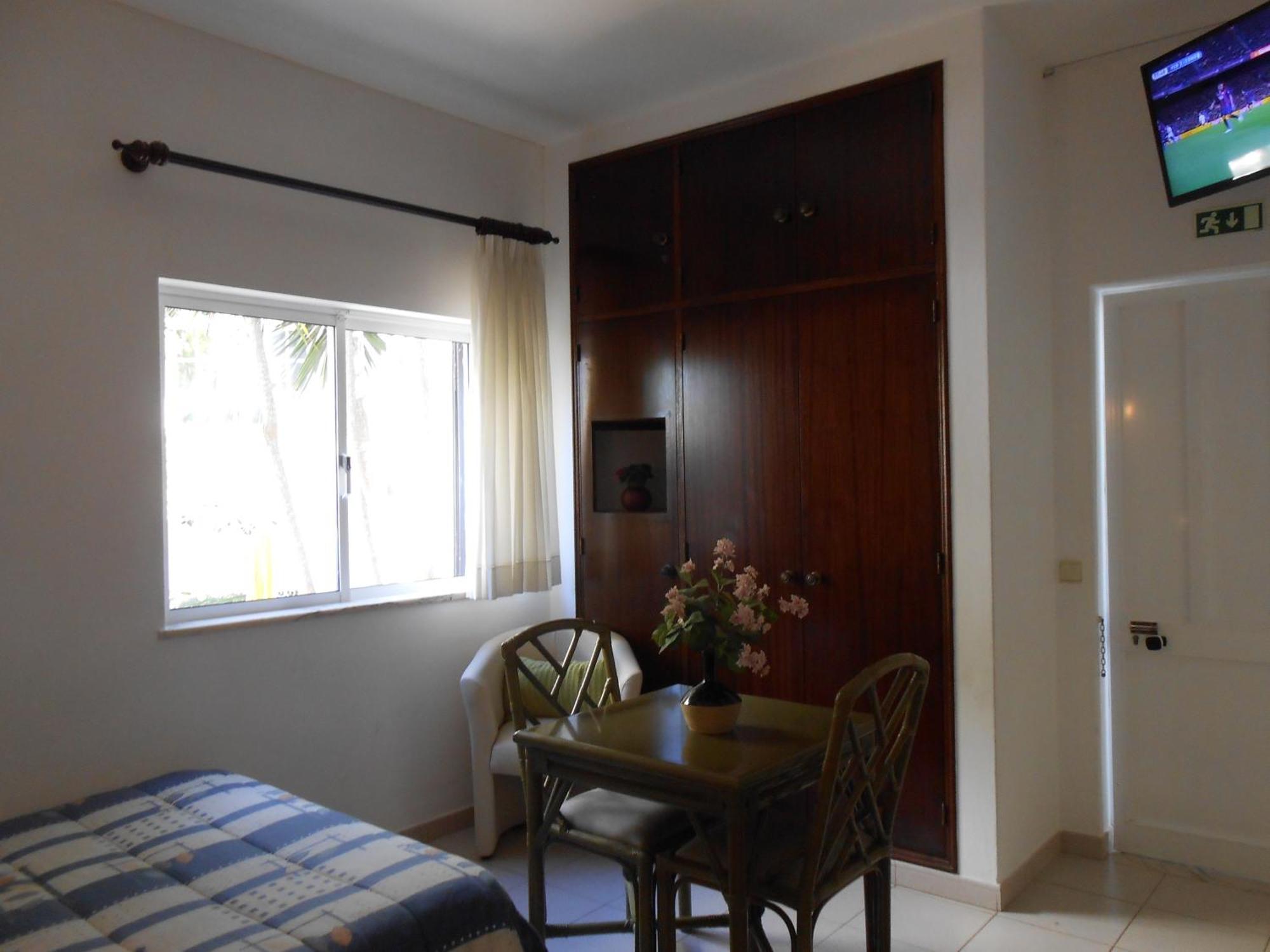 Dona Ana Garden Hotel ลากอส ห้อง รูปภาพ