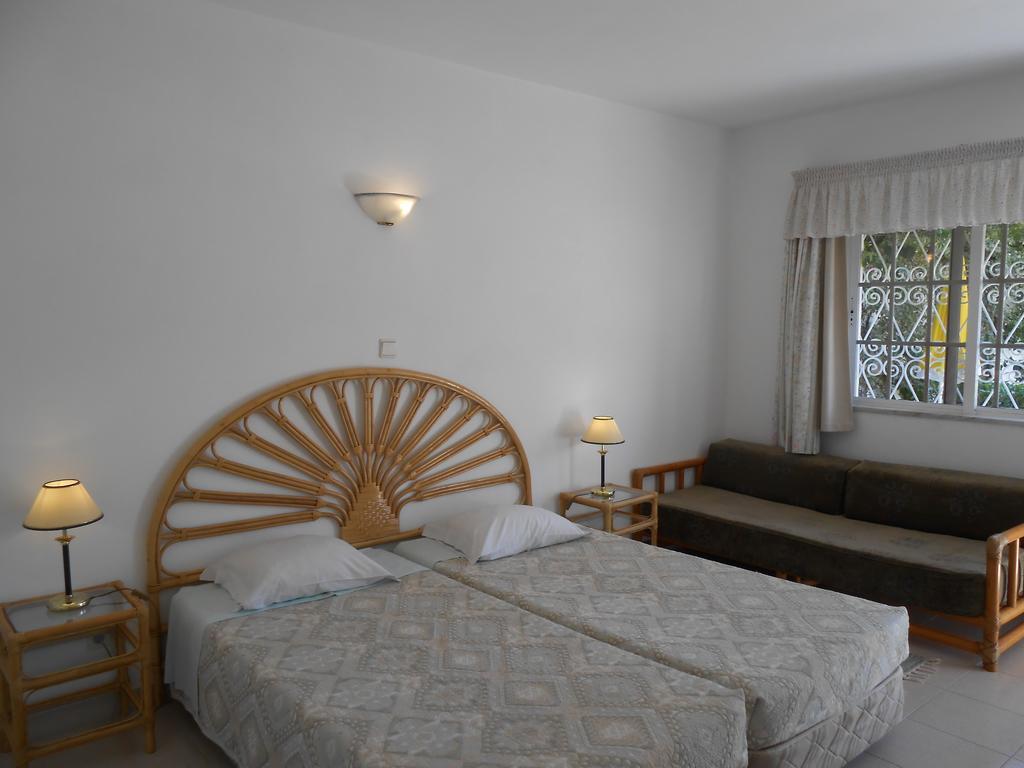 Dona Ana Garden Hotel ลากอส ห้อง รูปภาพ